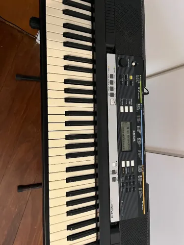 Teclado Yamaha perfeito estado