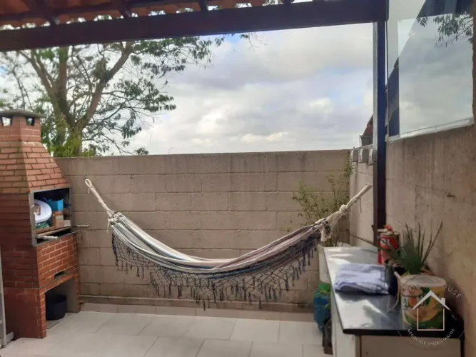 Casa de condomínio à venda em São Paulo, Jardim Guarujá, com 2 quartos, 56m²