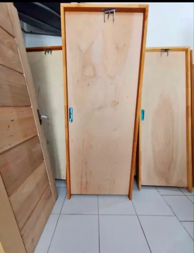 PORTAS DE MADEIRA - PRONTA ENTREGA