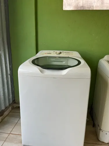 Vende-se maquina de lavar roupa 