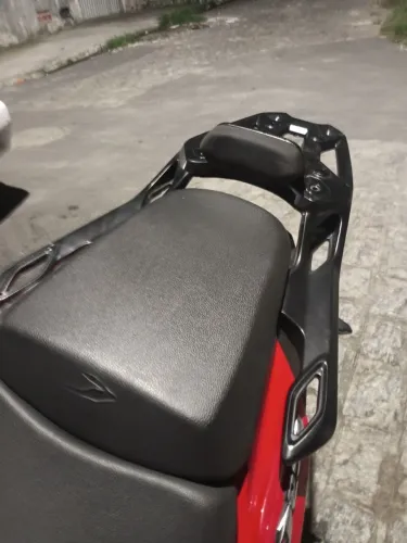 Troco Bagageiro original da dominar 400