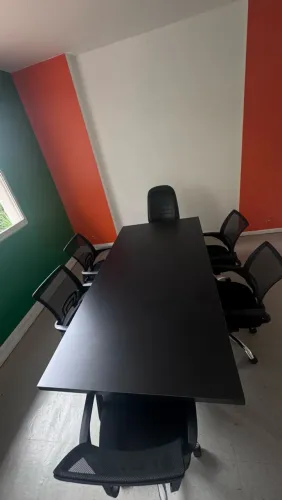 Conjunto Mesa e cadeiras
