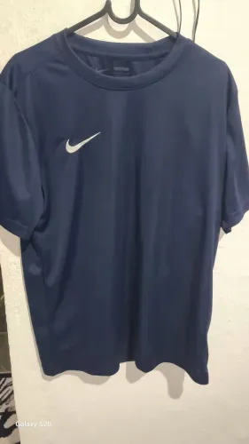 Vendo camisa Nike original 