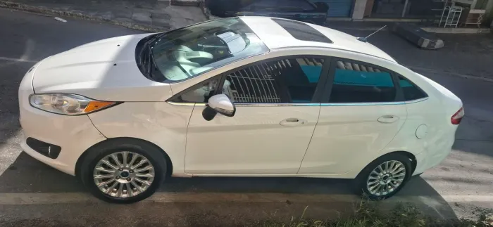 Ford Fiesta Sed. Ti./ti.plus1.6 16V Flex Aut. 2015