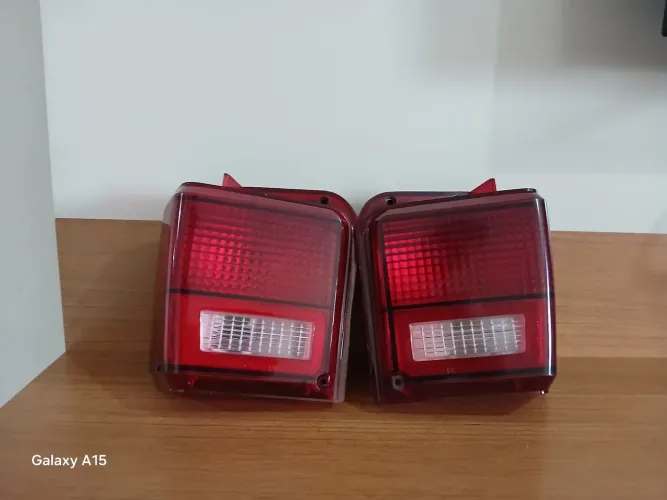Par lanterna  traseira  rubi da belina arteb