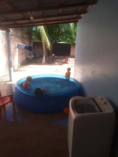 Piscina Inflável 2.400 Litros