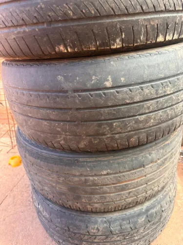 Pneu 17
