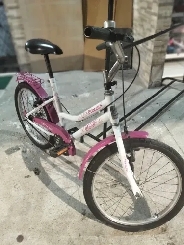 Bicicleta aro 20 bem conservada