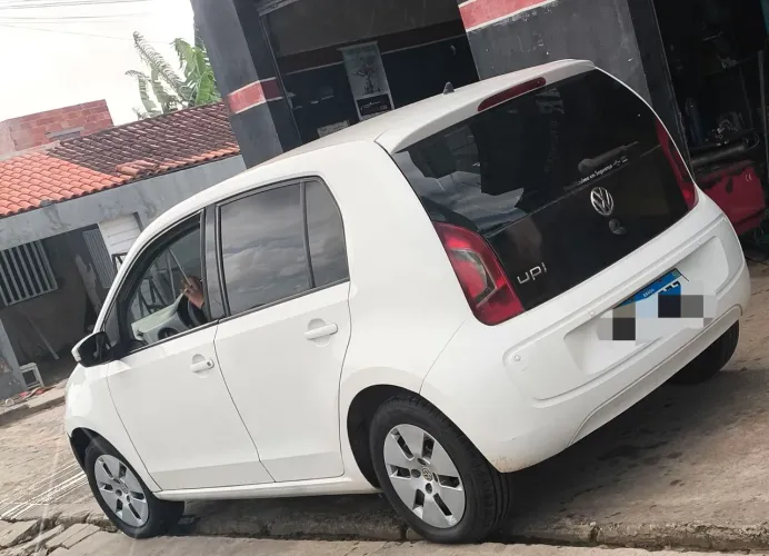 Volkswagen Up! Move 1.0 Total Flex 12V 5P 2015