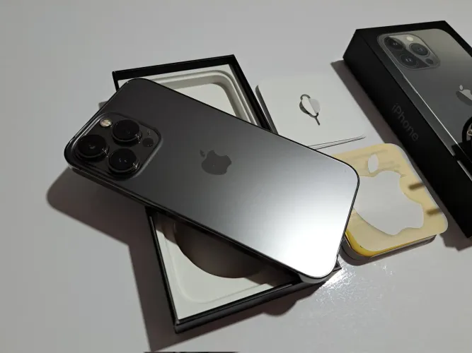 Vendo Iphone 13 novo