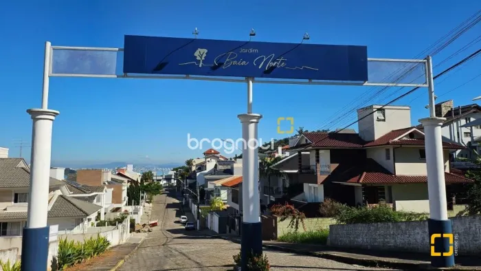 Casa com 4 quartos à venda no Bairro João Paulo com linda vista para o mar
