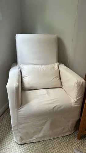 Poltrona amamentação com capa removível