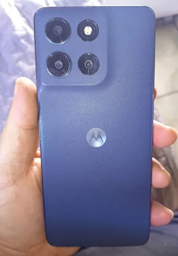 Troco dois celulares por moto Edge 70 pro