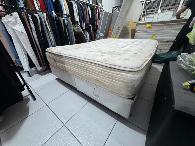 Colchão casal Queen size posture bond