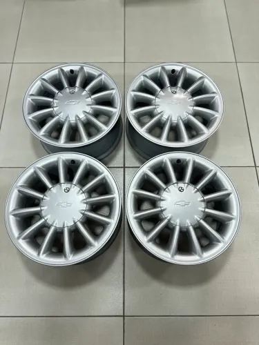 Rodas Omega Original Gm 15x7 - 4x100 