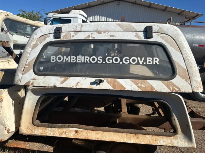 CAPOTA DE FIBRA S10 2013 EM DIANTE TROCO POR CAPOTA DE HILUX  2021