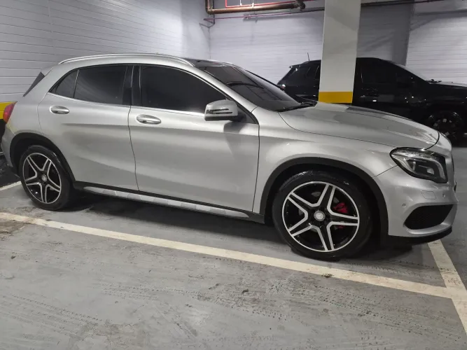 Mercedes-Benz GLA 250 Sport TB 16V 4X4 211cv Aut. 2017