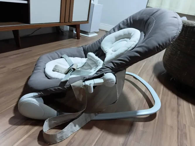 Cadeira de balanço bebê Chicco