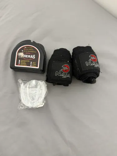 Bandagem de muay thai+protetor bucal novo+ caixinha do protetor