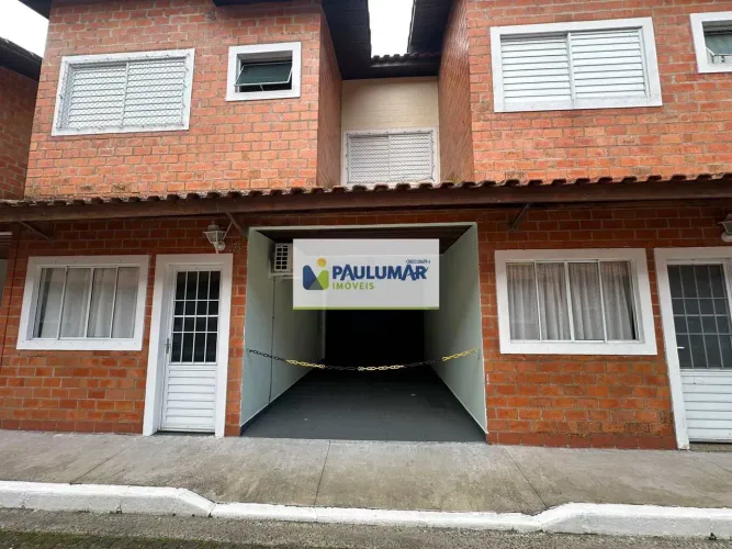 Casa de Condomínio com 3 quartos, Vila São Paulo, Mongaguá - R$ 320 mil, Cod: 834093
