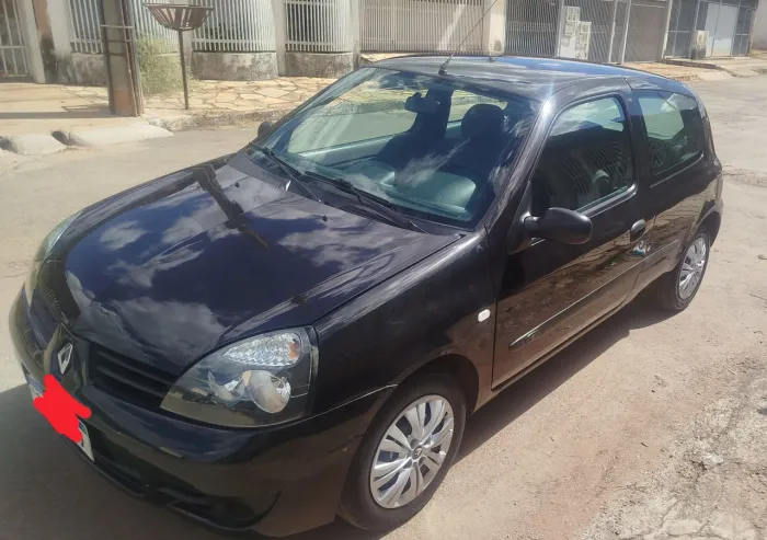 Renault Clio Campus Hi-flex 1.0 16V 3P 2010