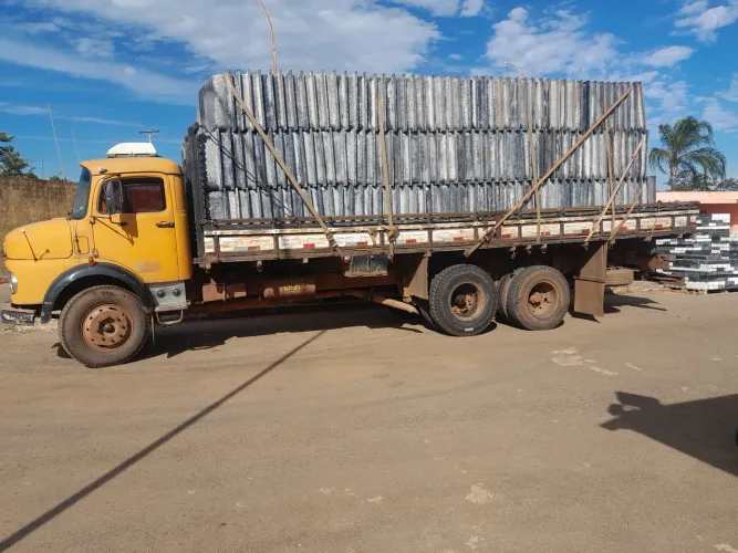 Caminhao de frete pra 12,000 toneladas 