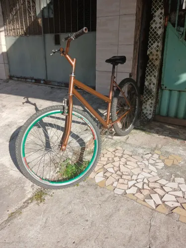 Bike aro 26 feminina R$150 c. *