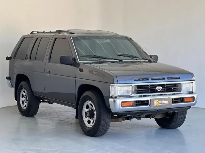 Nissan Pathfinder SE 4X4 3.0 12V Aut./mec. 1995