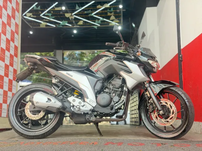 YAMAHA FZ25 2021 ABS | DISPONÍVEL 
