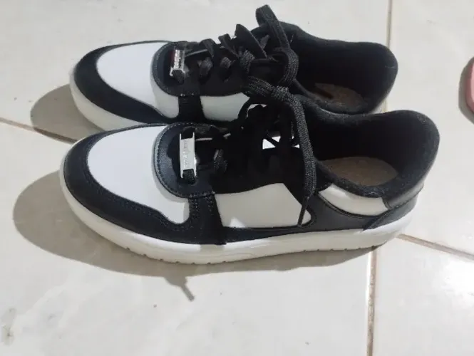 Tênis feminino
