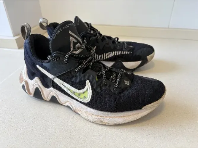 Tênis Nike Giannis Immortality - Tam. 44/45 Veja Detalhes