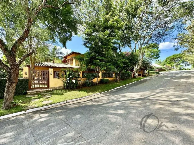 Cond. Vila de São Fernando - 4 stes, 2 escritórios, gourmet, casa hóspedes!