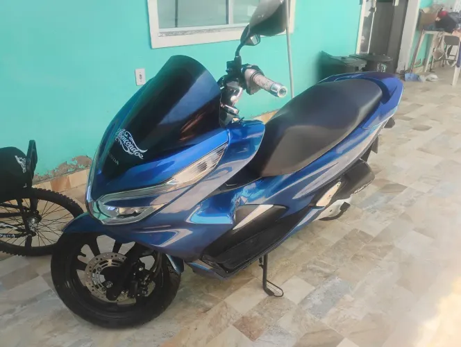 Moto semi nova