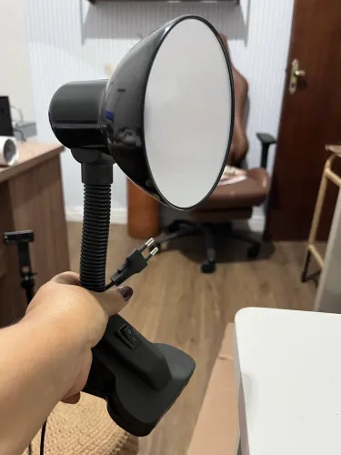 Luminária de mesa com presilha ( 110v) 