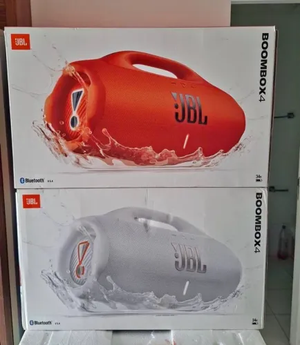 Boombox 4 lacrada original linhares