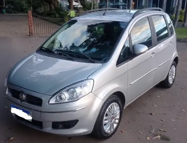 Fiat Idea Essence 1.6 Flex 16V 5P 2013