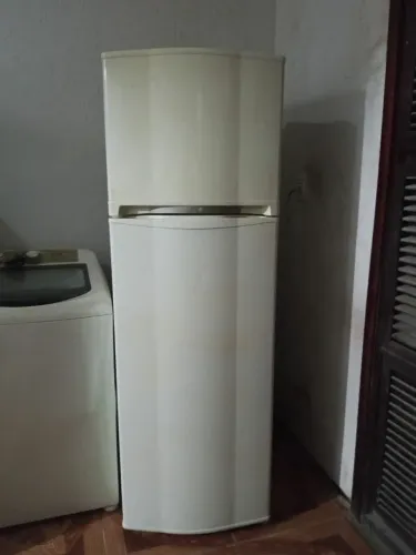Geladeira Consul Frost Free 360 litros