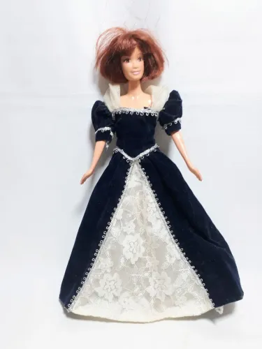 Boneca 25 cm