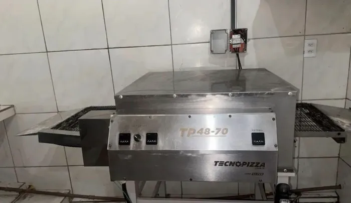 Forno ESTEIRA ELETRICO TRIFASICO 1 mes de uso.