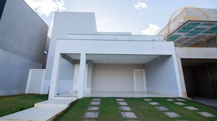 Casa à venda/aluguel no Cond. Jardim de Versailles, no Valparaíso com 3 quartos sendo 1 su