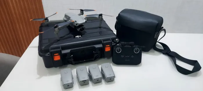 Drone DJI Air2S com 5 Baterias