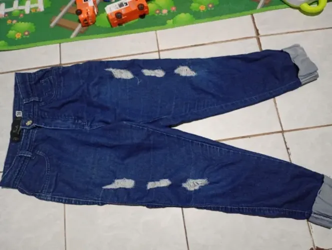 Roupas desapegos bolsinha make  acessórios diversos 