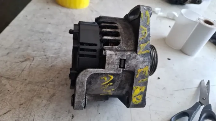 Alternador sandero 2005-2012 1.0 (Cod: 8200 778 246)