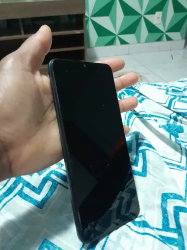 Celular impecável Redmi 12C