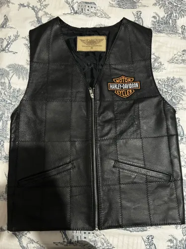 Colete Couro Legítimo Harley Davidson Motociclista Patches Tam PP