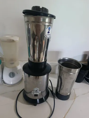 Liquidificador Colombo, funciona perfeitamente
