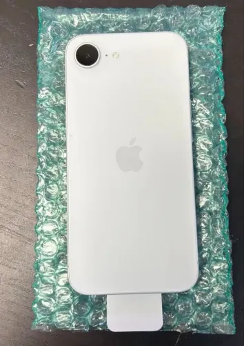 IPhone 16E 2 semanas de uso, Aceito troca por inferior e volta 