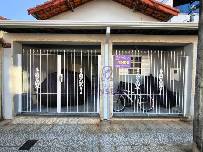 Casa com 3 dormitórios à venda, 95 m² por R$ 350.000 - Sao Carlos - Pouso Alegre/MG
