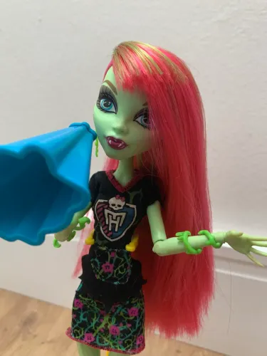 Venus Spirit Ghouls g1 - Monster high