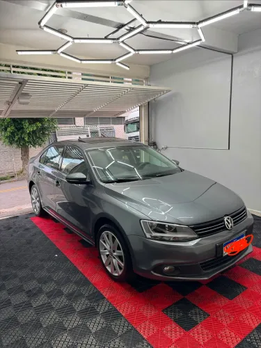 Volkswagen Jetta Comfortline 2.0 T.flex 8V 4P Tipt. 2014